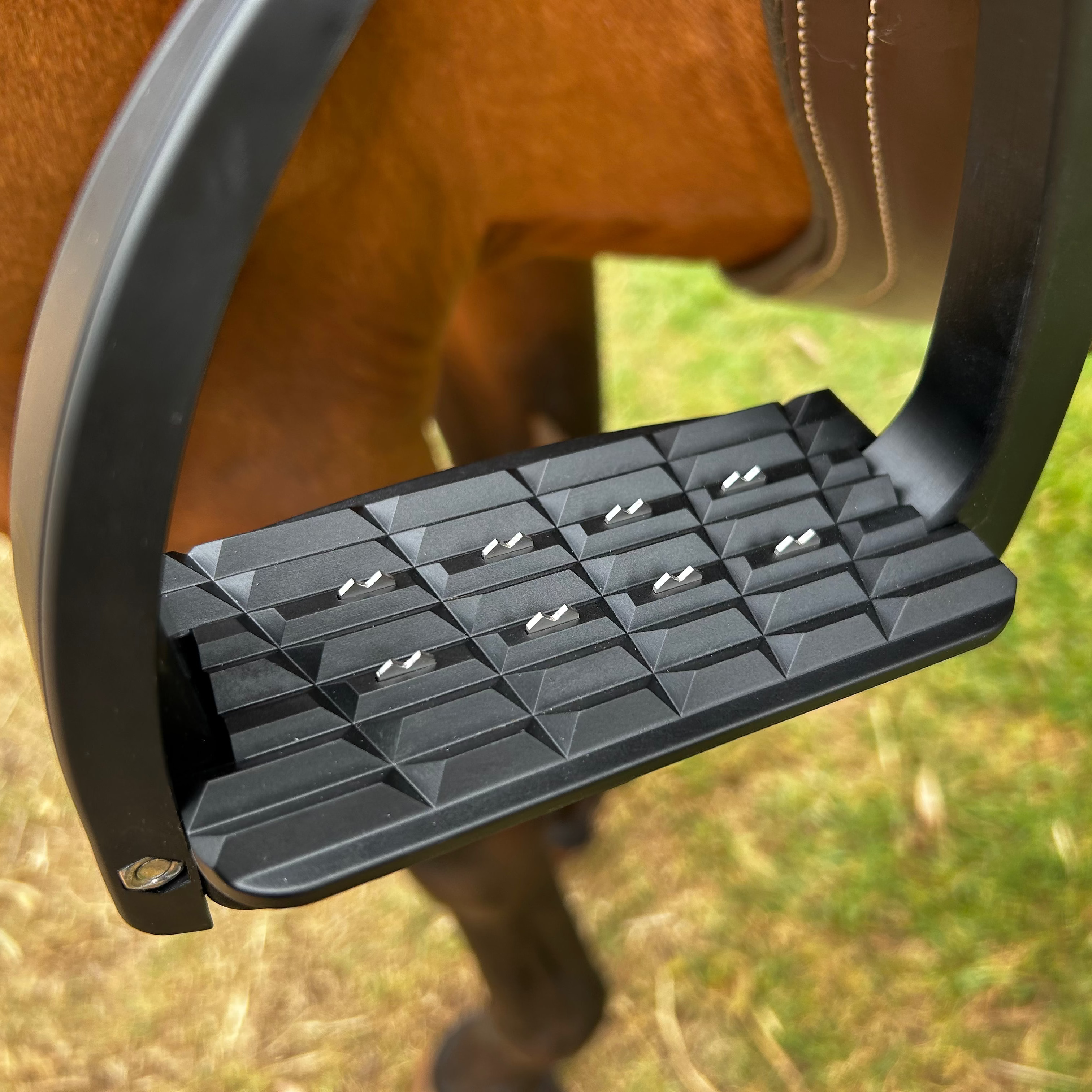 Safe Riding S-Light Stirrups