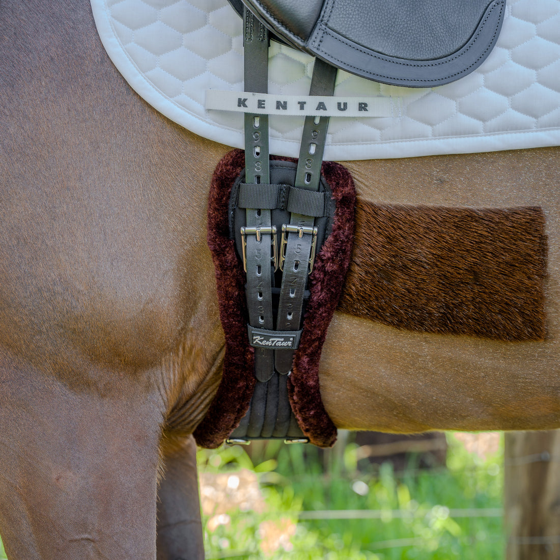 Kentaur Stockholm Dressage Girth -  the perfect girth for horses that are sensitive around the girth area or prone to rubbing for extra comfort.