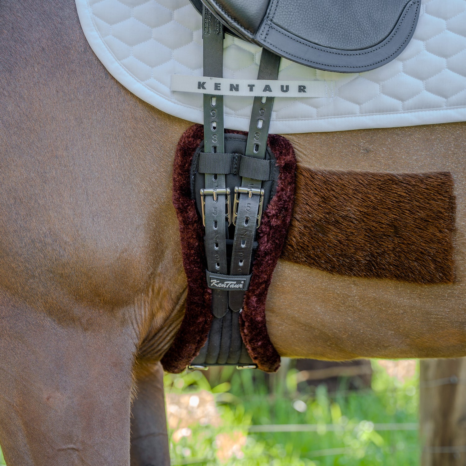Kentaur Stockholm Dressage Girth -  the perfect girth for horses that are sensitive around the girth area or prone to rubbing for extra comfort.