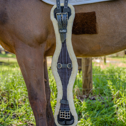 Kentaur Stockholm Dressage Girth -  the perfect girth for horses that are sensitive around the girth area or prone to rubbing for extra comfort.