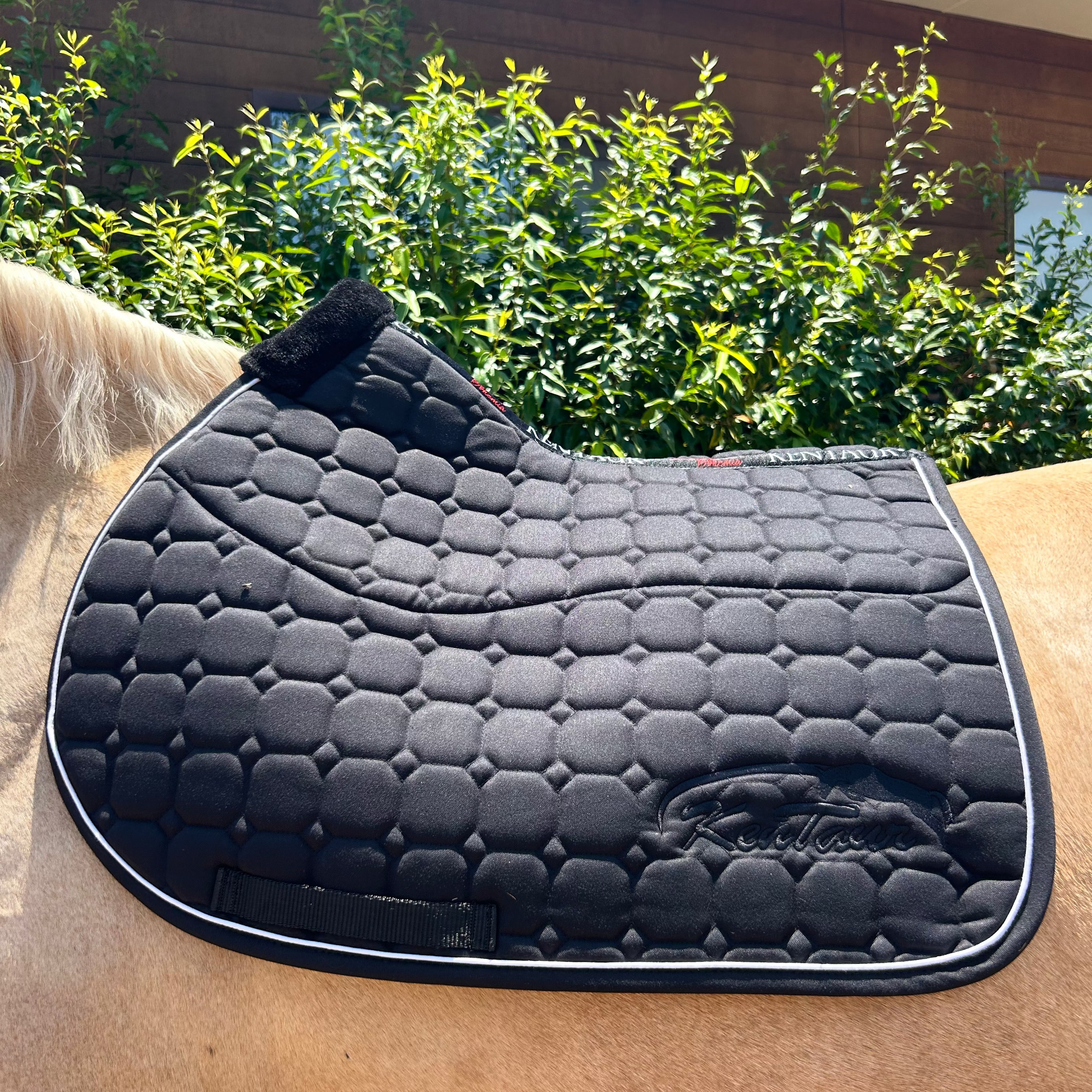 Kentaur Sheepskin Lined Saddle Pad