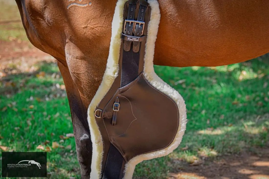 Kentaur ’Camarque’ Stud Girth with Sheepskin jumping girths