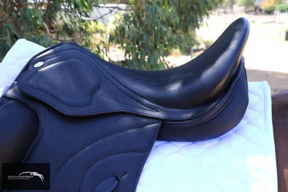 Kentaur Odyssey Dressage Saddle Saddles