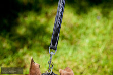 Load image into Gallery viewer, Kentaur ’Decorative Stitching’ Dog Lead Dog Lead