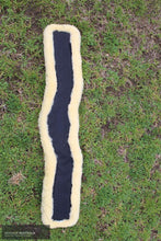 Load image into Gallery viewer, Kentaur Sheepskin Girth Insert (For Geneva Girth) Dressage Girth