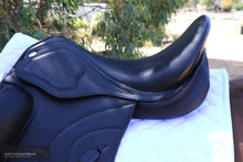Load image into Gallery viewer, Kentaur Odyssey Dressage Saddle Saddles