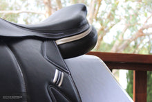Load image into Gallery viewer, Kentaur Kronos Jumping Saddle Jumping Saddles