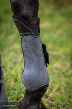 Load image into Gallery viewer, Kentaur ’Pro Carbon’ Front Jumping Boots with Knee Protection Jumping Boots