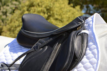 Load image into Gallery viewer, Kentaur &#39;triton&#39; Jumping Saddle Saddles