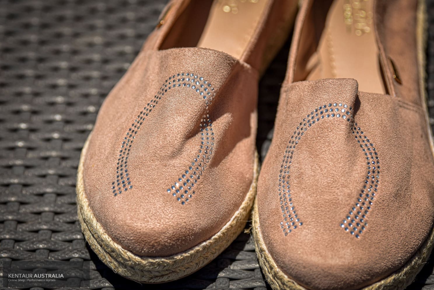 Stylus Horse Womens Loafers Blush Suede Diamante Horse Shoe / EUR 41 Footwear