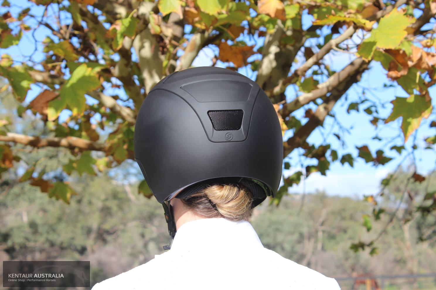 Suomy ’Apex HNT’ Helmet Suomy Helmet