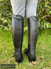 Load image into Gallery viewer, Tucci Harley Half Chap Chaps